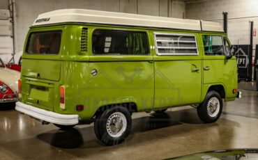 Volkswagen-Bus-1978-Green-Green-18
