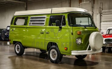 Volkswagen-Bus-1978-Green-Green-21