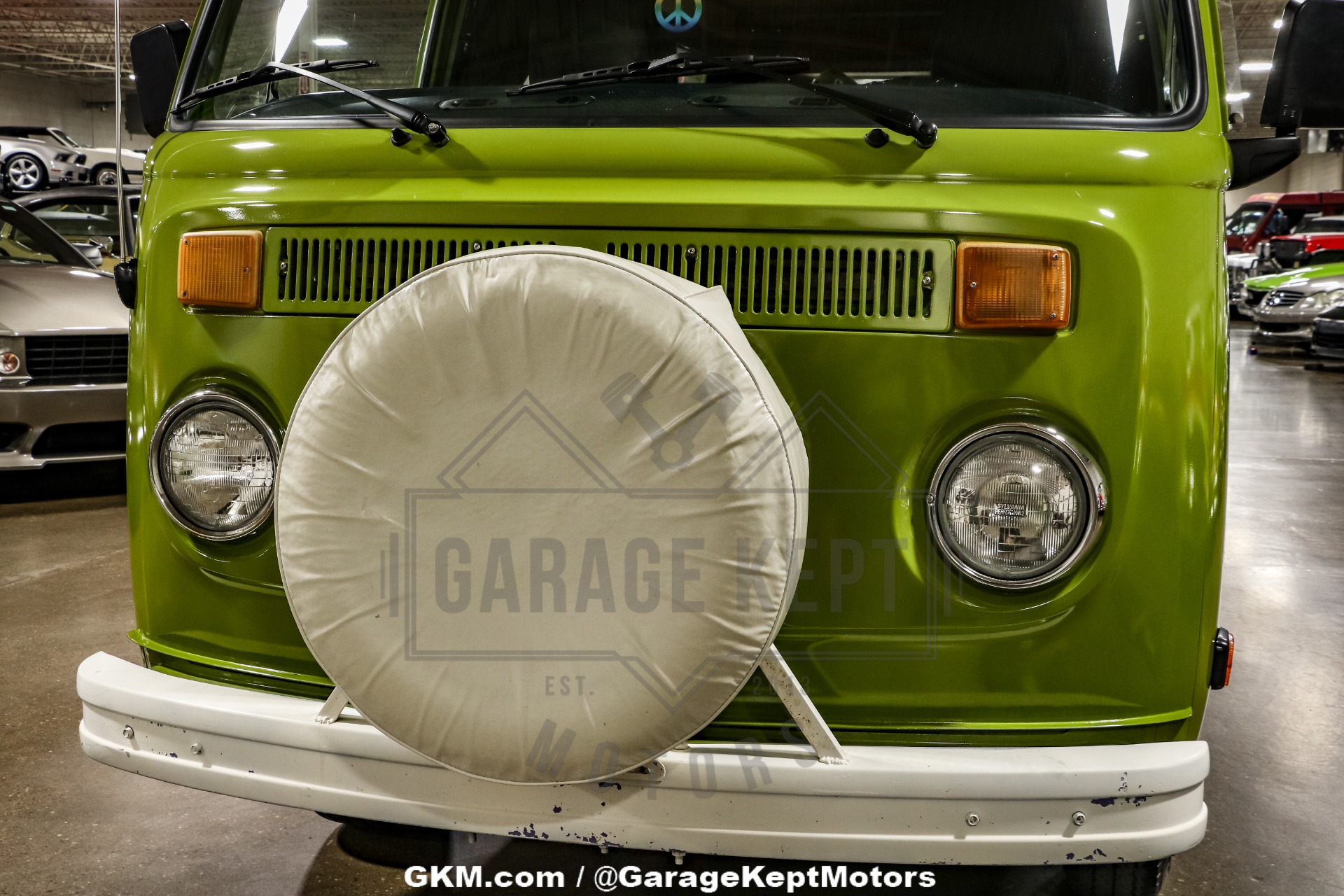 Volkswagen-Bus-1978-Green-Green-25