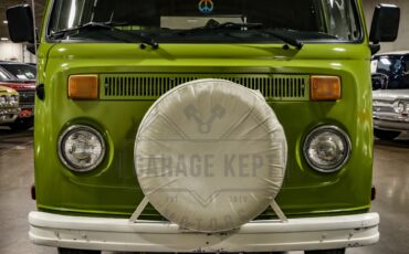 Volkswagen-Bus-1978-Green-Green-26
