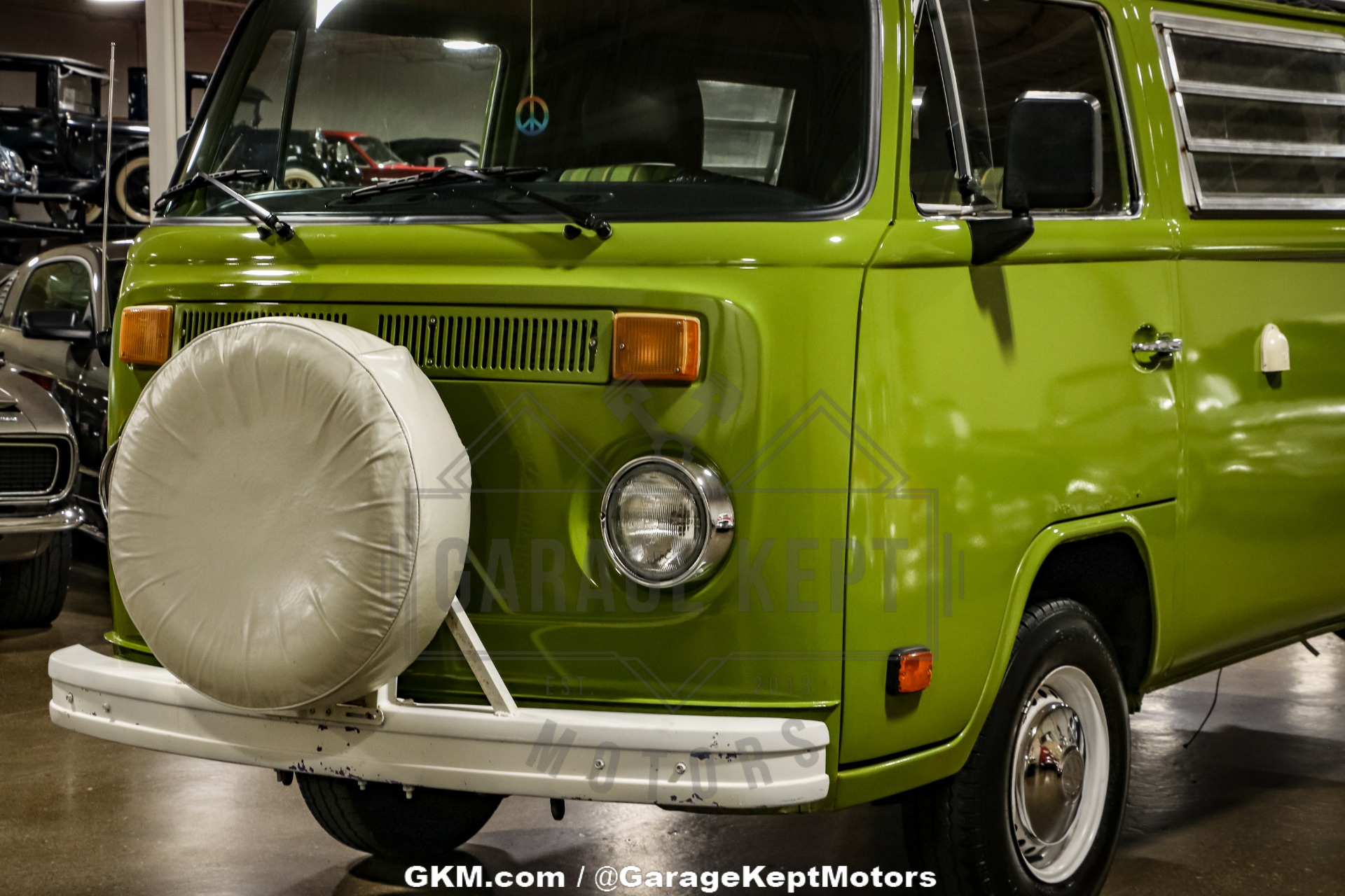 Volkswagen-Bus-1978-Green-Green-29