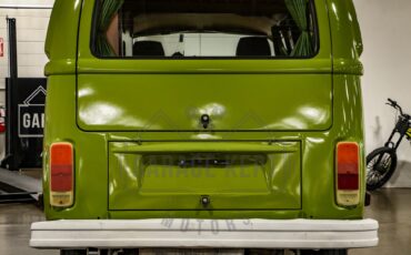 Volkswagen-Bus-1978-Green-Green-43