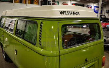 Volkswagen-Bus-1978-Green-Green-8