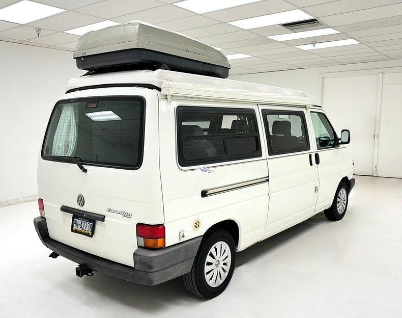 Volkswagen-Eurovan-1995-White-Light-Gray-10
