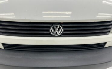 Volkswagen-Eurovan-1995-White-Light-Gray-14