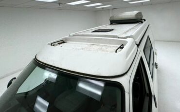 Volkswagen-Eurovan-1995-White-Light-Gray-17