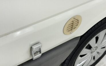 Volkswagen-Eurovan-1995-White-Light-Gray-21