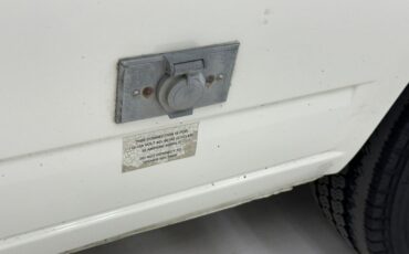 Volkswagen-Eurovan-1995-White-Light-Gray-23