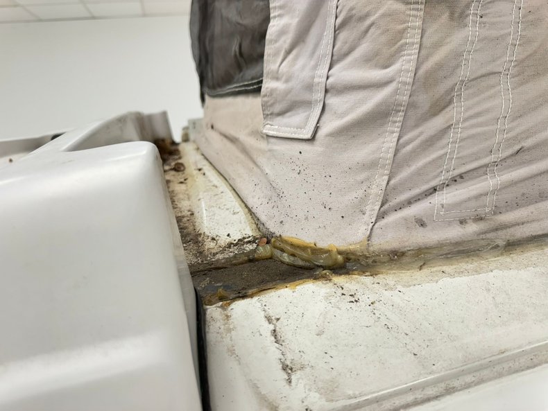 Volkswagen-Eurovan-1995-White-Light-Gray-27