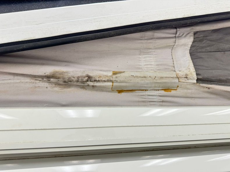 Volkswagen-Eurovan-1995-White-Light-Gray-28