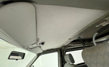 Volkswagen-Eurovan-1995-White-Light-Gray-48