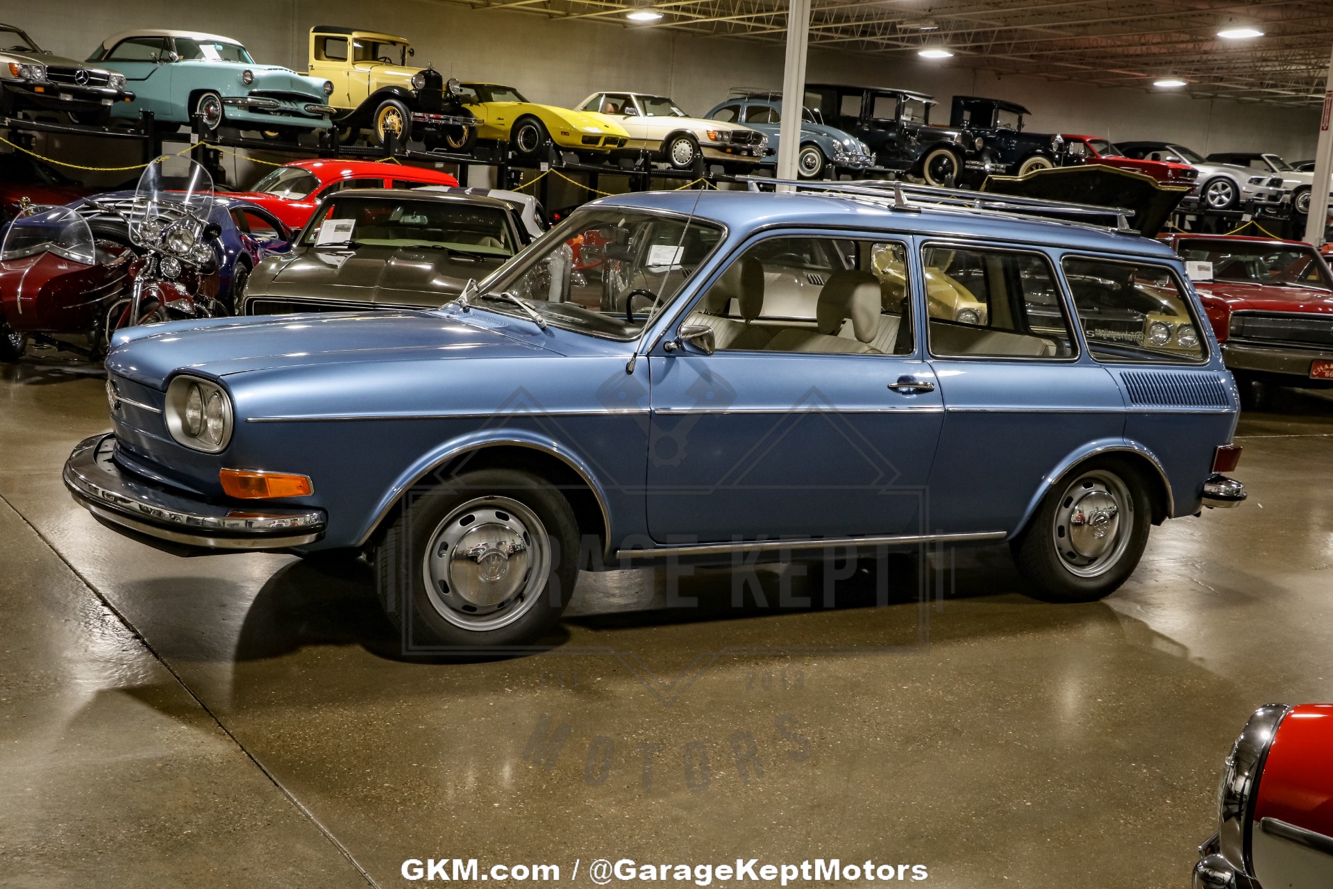 Volkswagen-Other-1972-Blue-Black-18