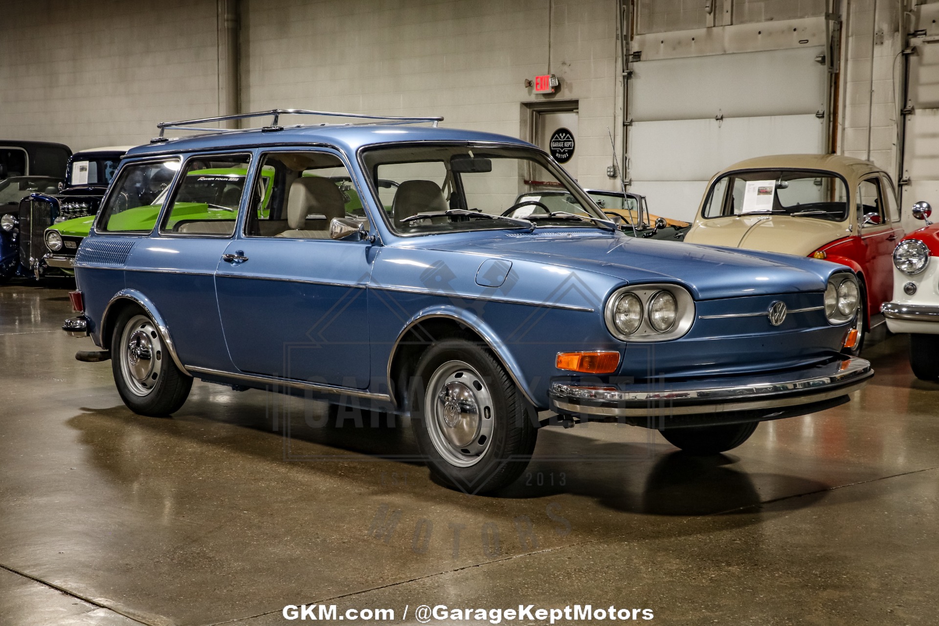 Volkswagen-Other-1972-Blue-Black-24