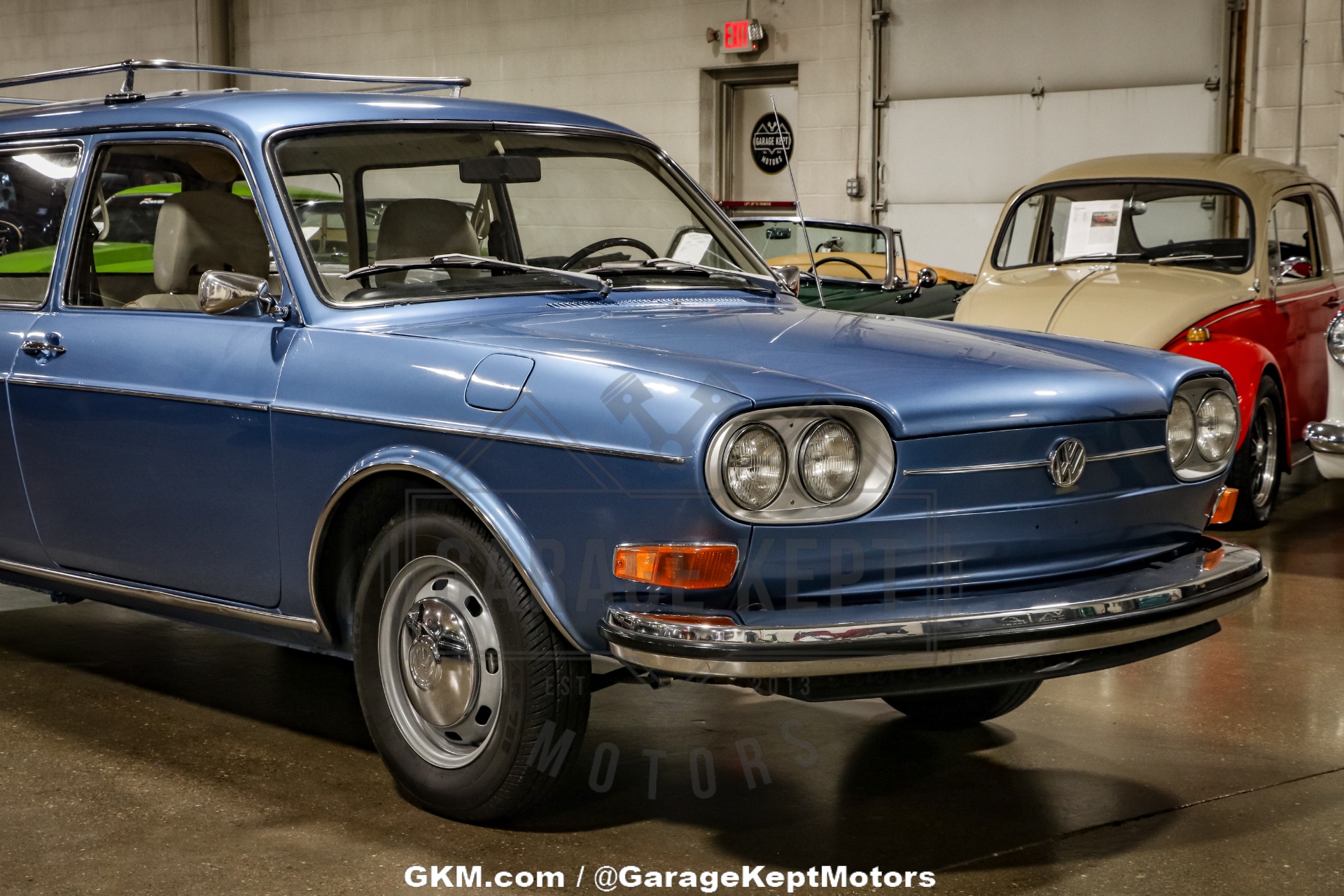 Volkswagen-Other-1972-Blue-Black-25