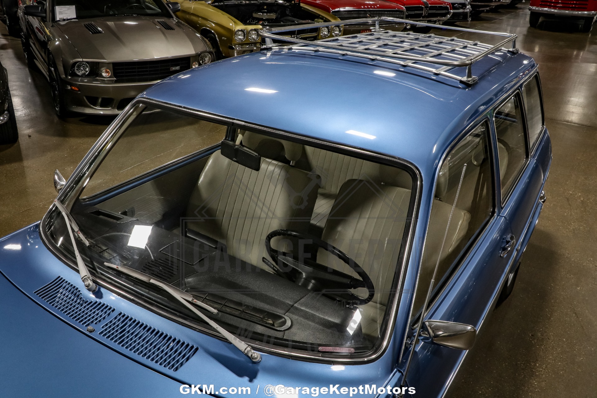 Volkswagen-Other-1972-Blue-Black-36