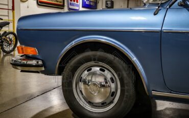 Volkswagen-Other-1972-Blue-Black-42