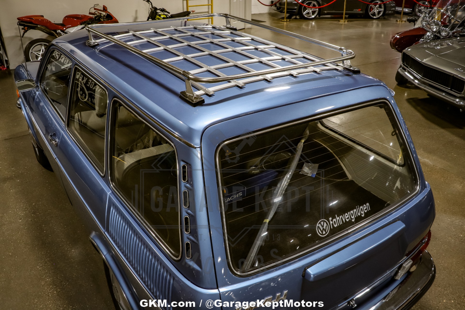 Volkswagen-Other-1972-Blue-Black-6