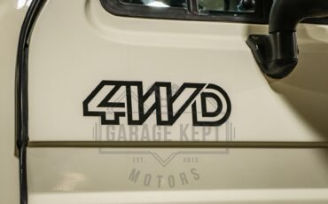 Volkswagen-Other-1989-White-Gray-28