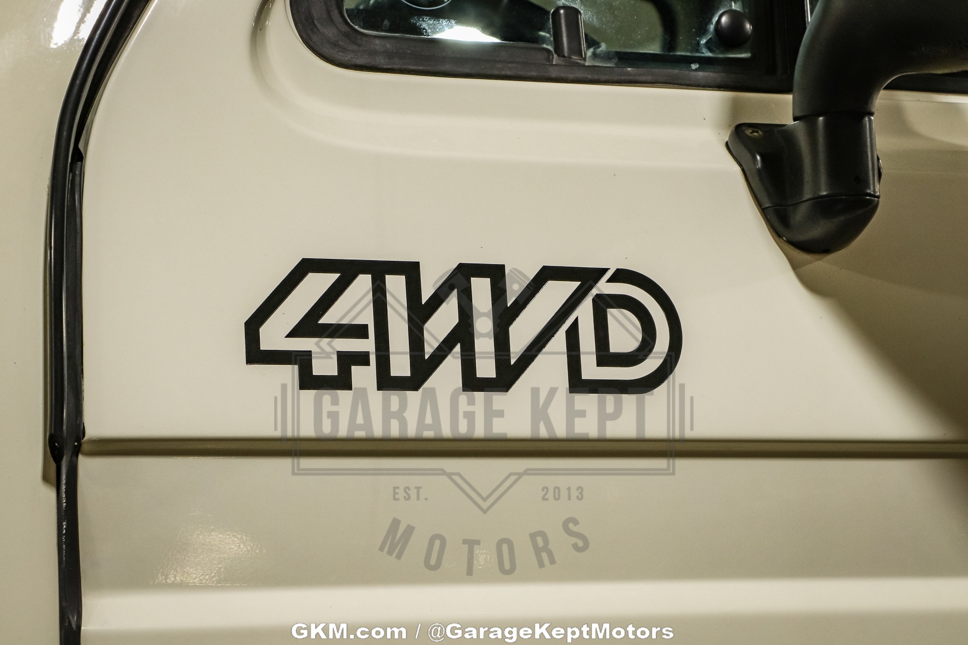 Volkswagen-Other-1989-White-Gray-28