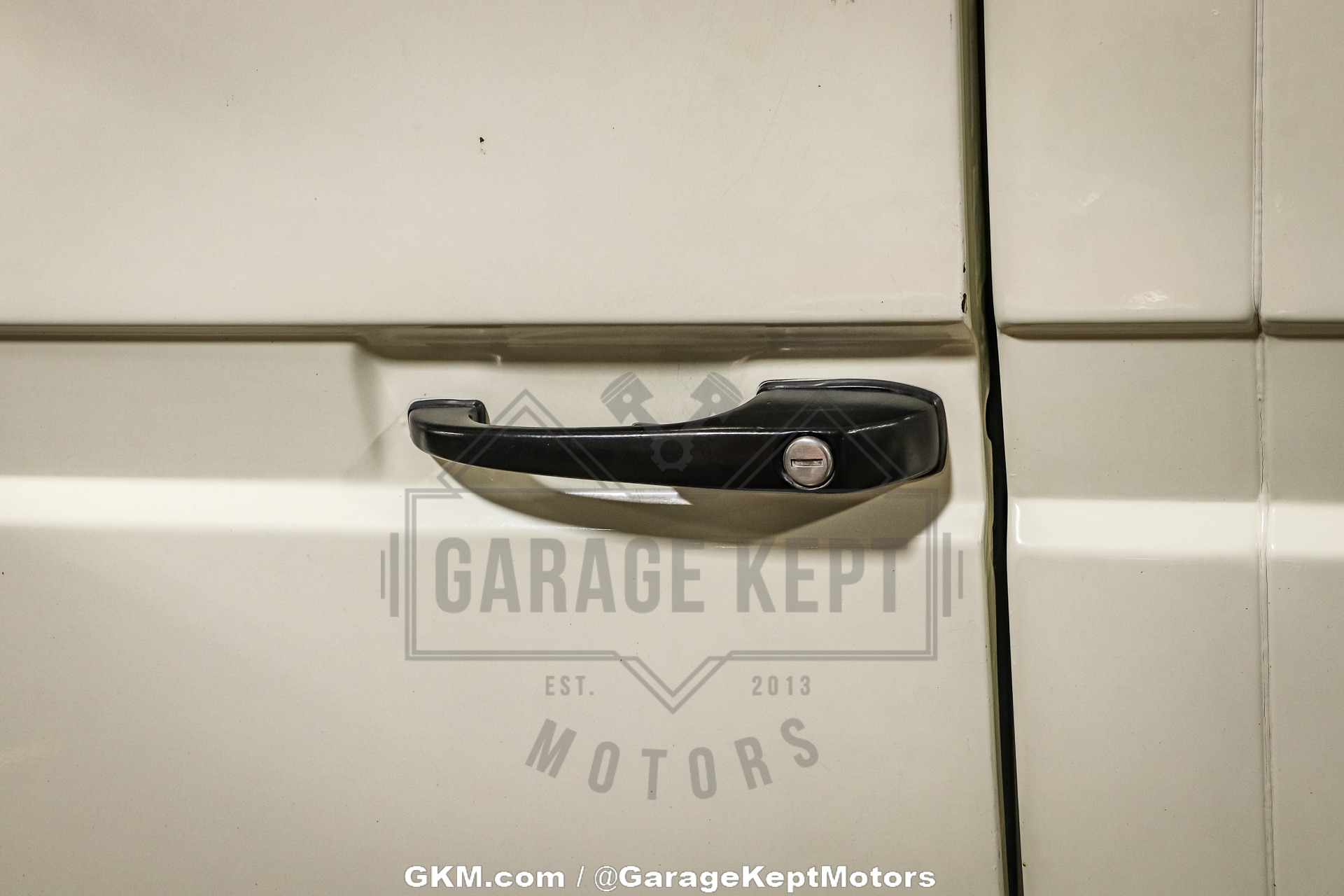 Volkswagen-Other-1989-White-Gray-30