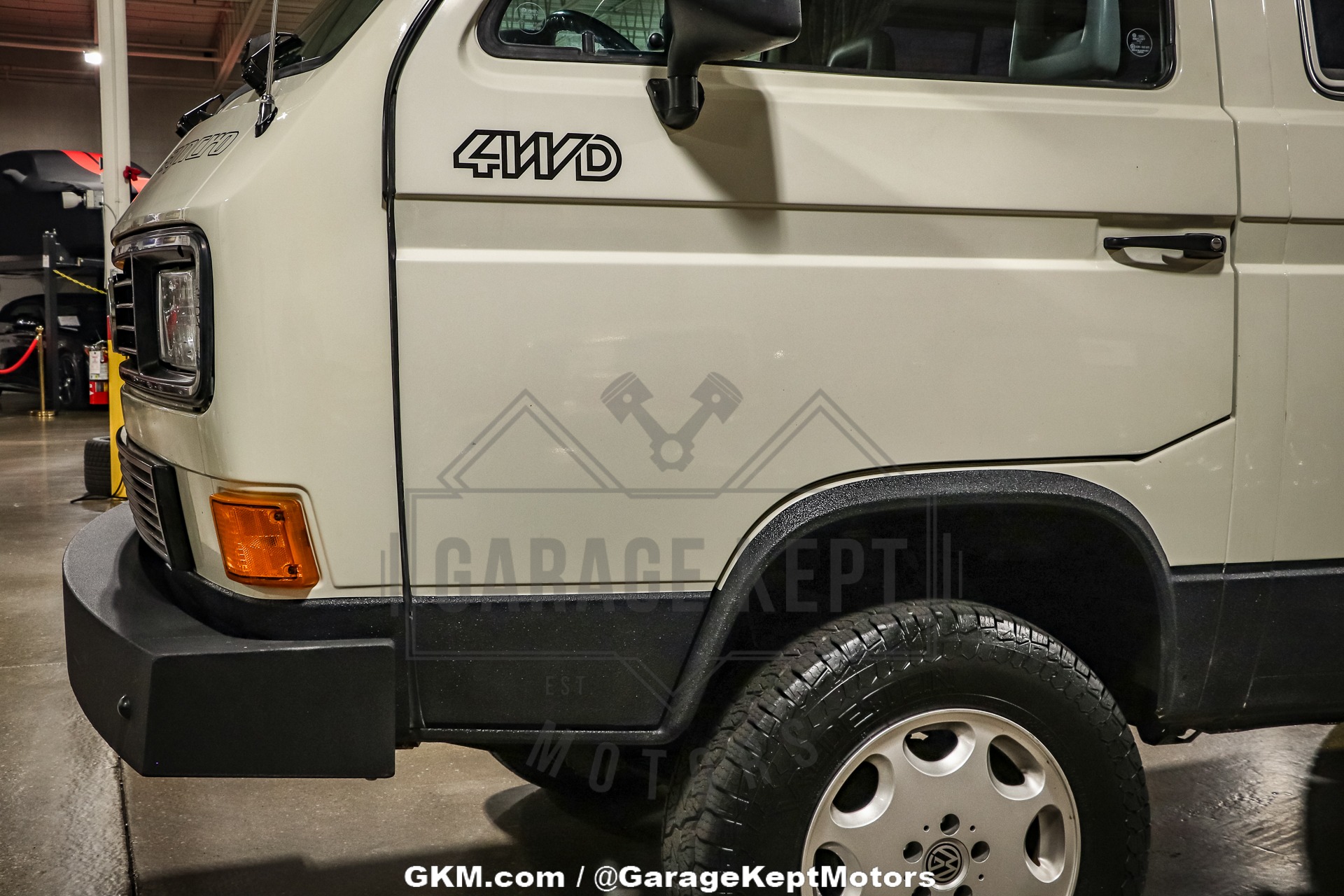 Volkswagen-Other-1989-White-Gray-34