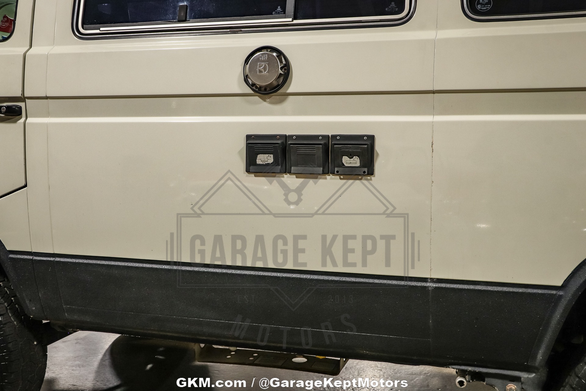 Volkswagen-Other-1989-White-Gray-37