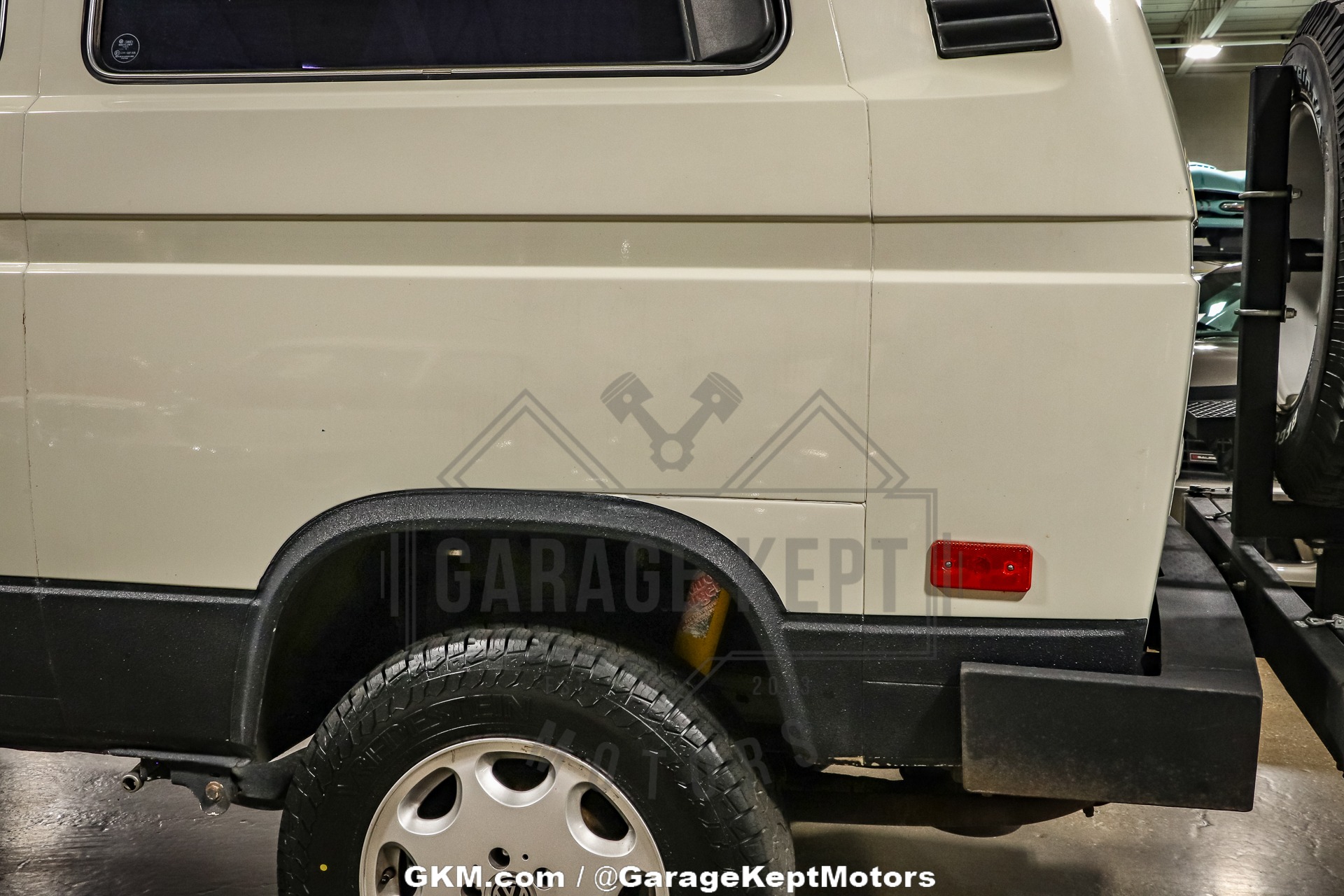 Volkswagen-Other-1989-White-Gray-39