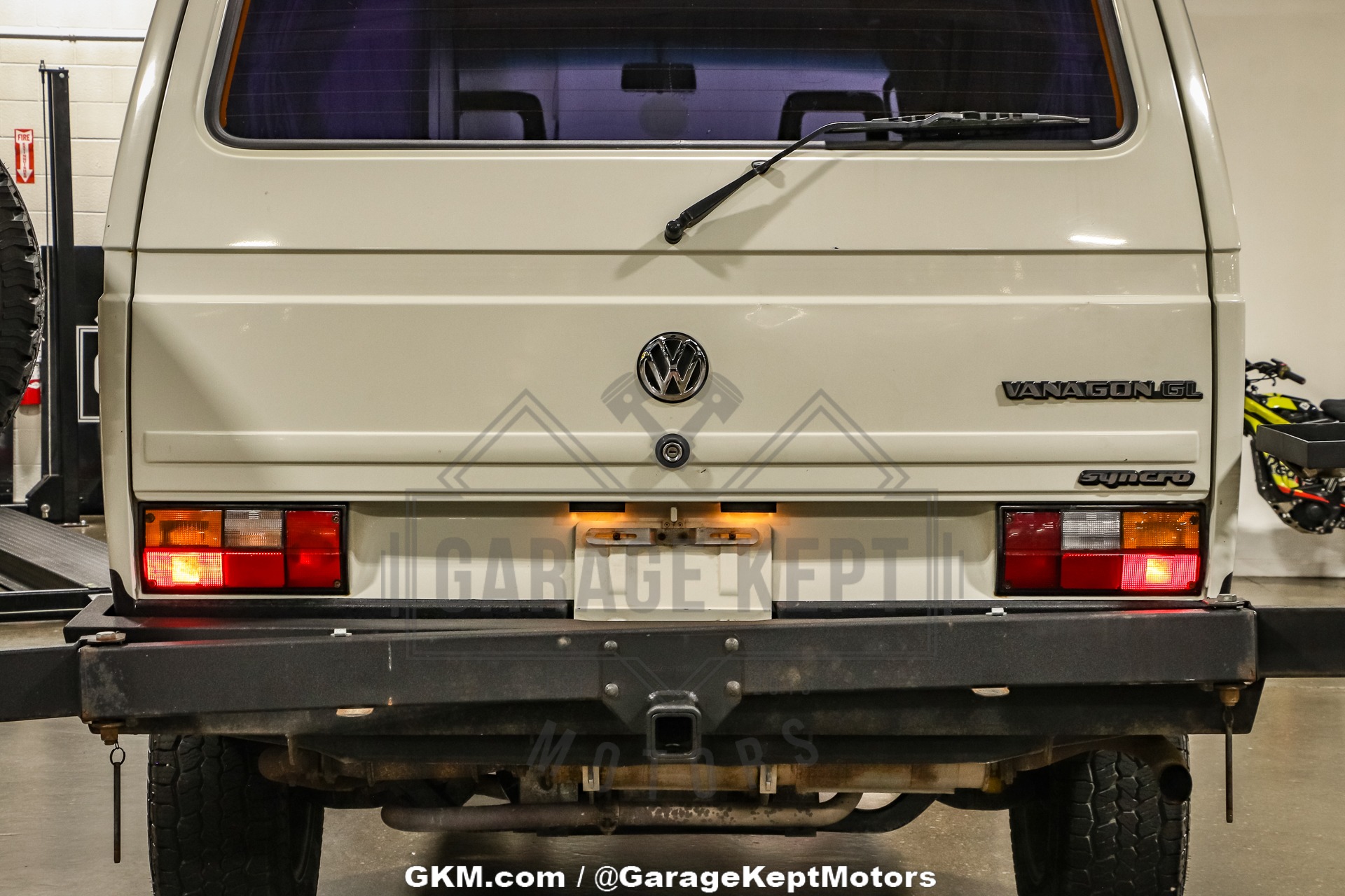 Volkswagen-Other-1989-White-Gray-44