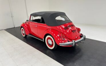 Volkswagen-Super-beetle-1972-Kansas-Red-Black-11