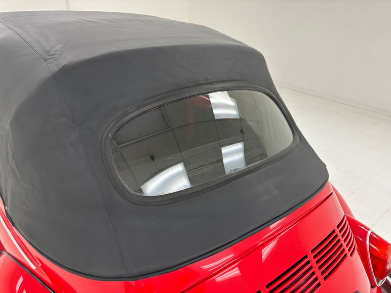 Volkswagen-Super-beetle-1972-Kansas-Red-Black-24