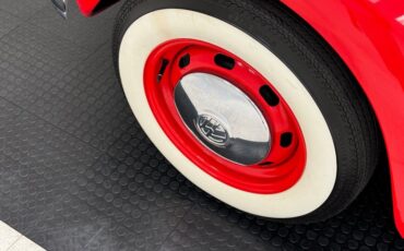 Volkswagen-Super-beetle-1972-Kansas-Red-Black-3