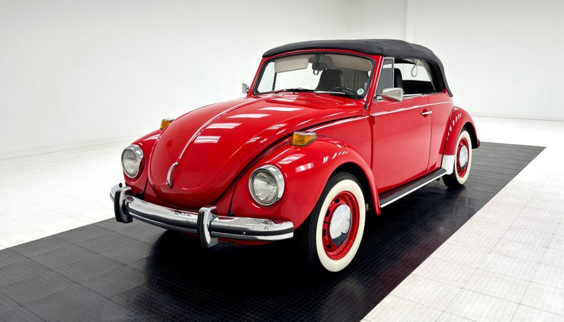 Volkswagen-Super-beetle-1972-Kansas-Red-Black-40