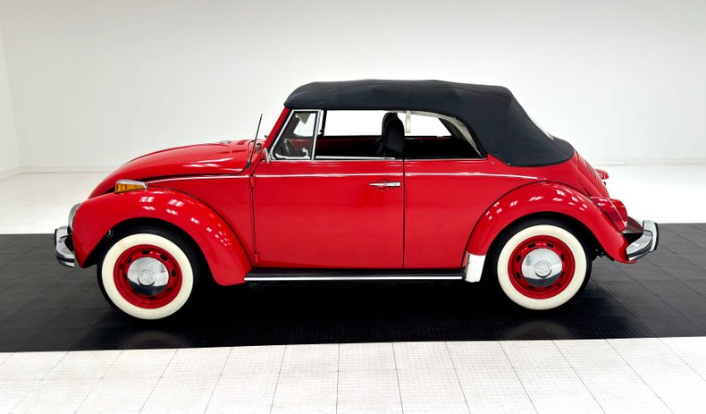 Volkswagen-Super-beetle-1972-Kansas-Red-Black-41