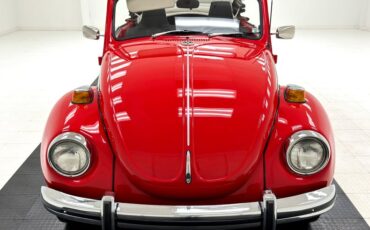 Volkswagen-Super-beetle-1972-Kansas-Red-Black-42