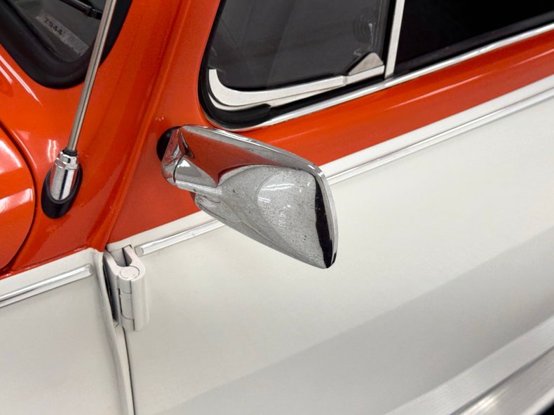 Volkswagen-Super-beetle-1972-Orange-Gray-16