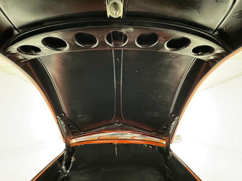 Volkswagen-Super-beetle-1972-Orange-Gray-20