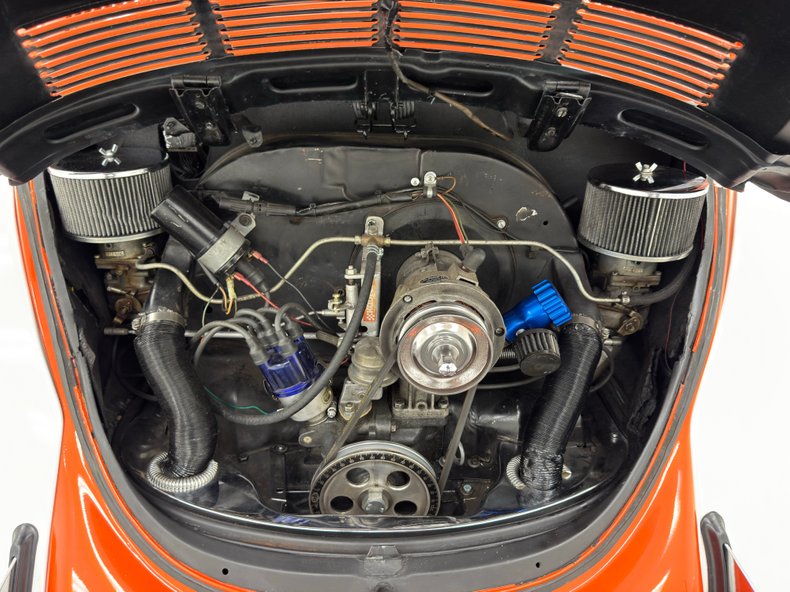 Volkswagen-Super-beetle-1972-Orange-Gray-26