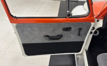 Volkswagen-Super-beetle-1972-Orange-Gray-28