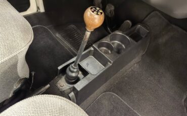 Volkswagen-Super-beetle-1972-Orange-Gray-40