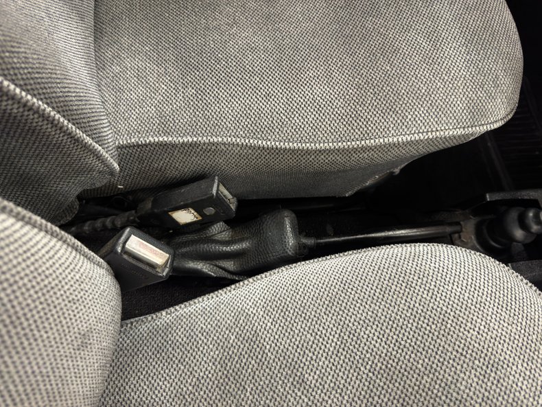 Volkswagen-Super-beetle-1972-Orange-Gray-41