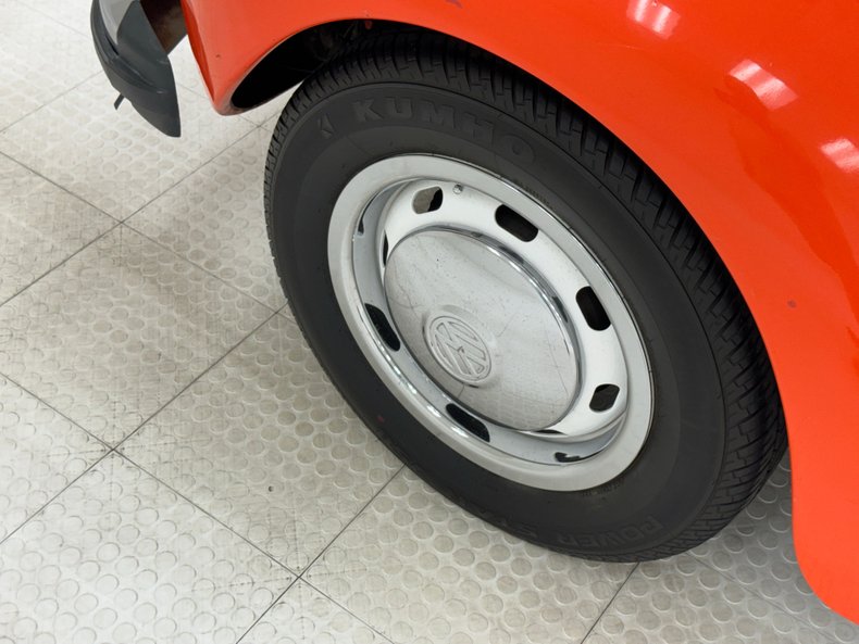 Volkswagen-Super-beetle-1973-Bright-Orange-White-19