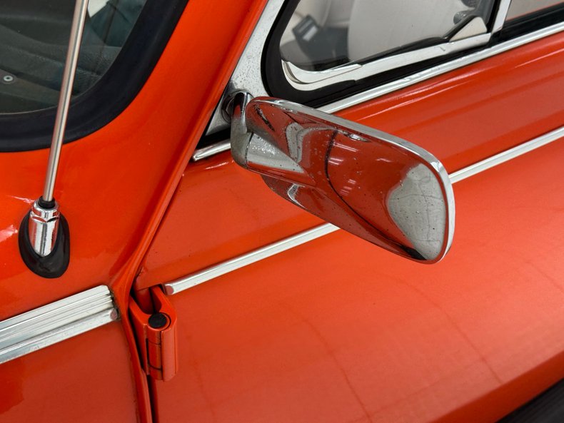 Volkswagen-Super-beetle-1973-Bright-Orange-White-22