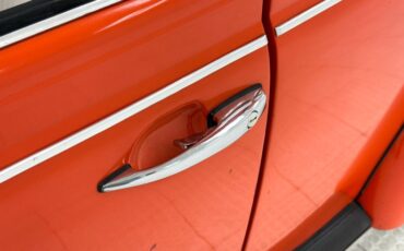 Volkswagen-Super-beetle-1973-Bright-Orange-White-23