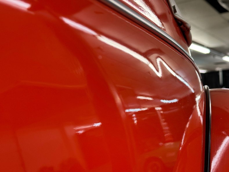 Volkswagen-Super-beetle-1973-Bright-Orange-White-30