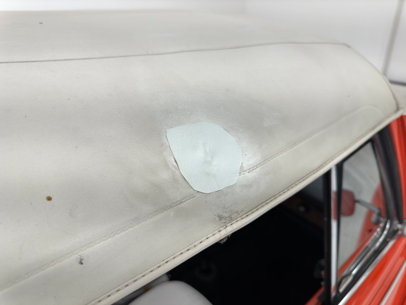 Volkswagen-Super-beetle-1973-Bright-Orange-White-33