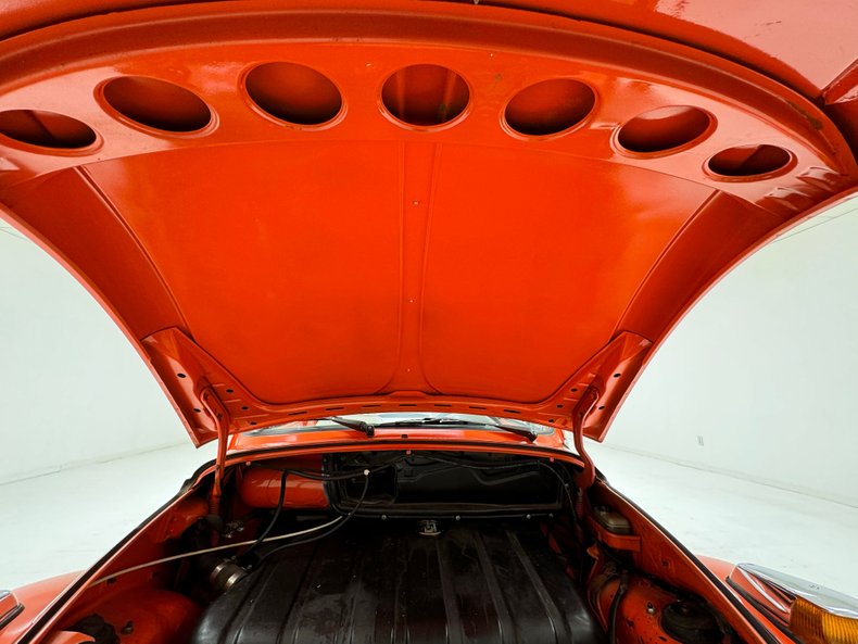 Volkswagen-Super-beetle-1973-Bright-Orange-White-34