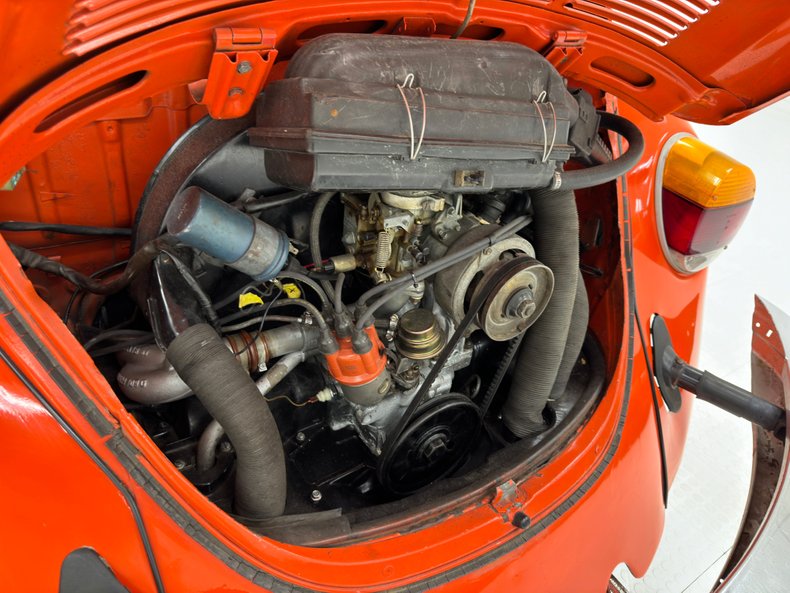 Volkswagen-Super-beetle-1973-Bright-Orange-White-39