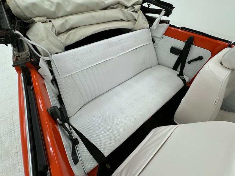 Volkswagen-Super-beetle-1973-Bright-Orange-White-49
