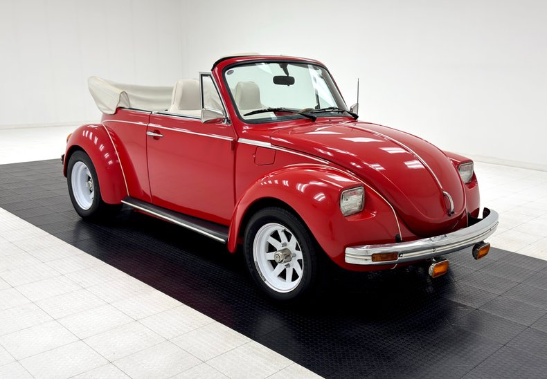 Volkswagen-Super-beetle-1974-Phoenix-Red-White-10