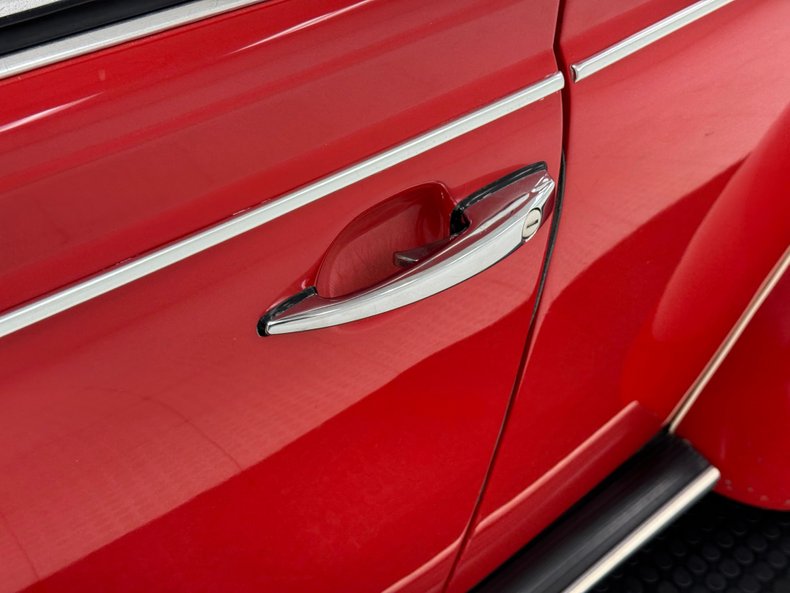 Volkswagen-Super-beetle-1974-Phoenix-Red-White-18
